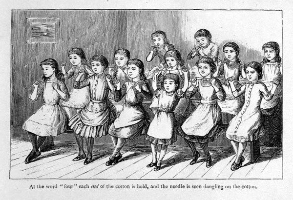 Na ponta da palavra "quatro" do algodão, e a agulha é vista pendurada no algodão", ilustração de "A Manual of Collective Lessons in Plain Needlework and Knitting", gravado por W.P. e R. Cheshire, pub. 1885 (gravura) de Helen K. (after) Brietzcke