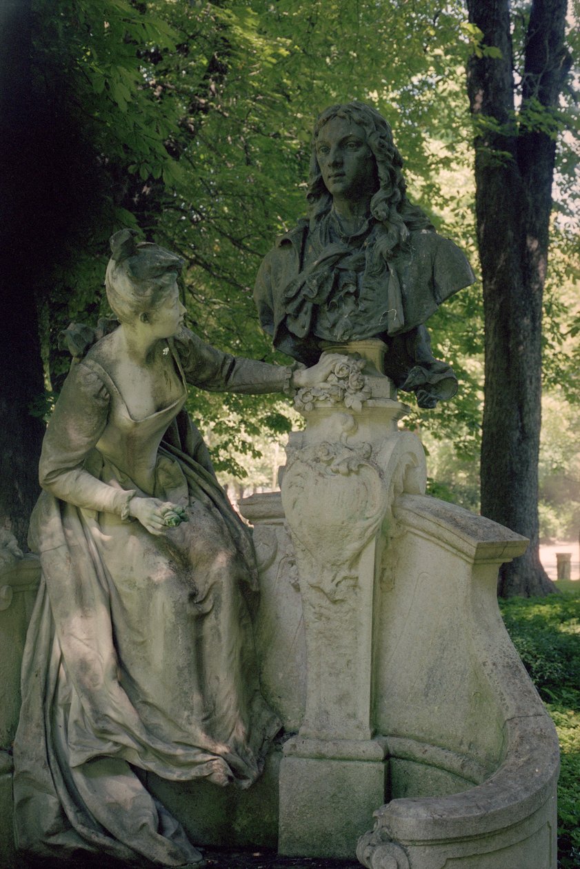 Monumento dedicado a Jean Antoine Watteau, 1896 (1684-1721) (ver também 252662) de Henri Desire Gauquie