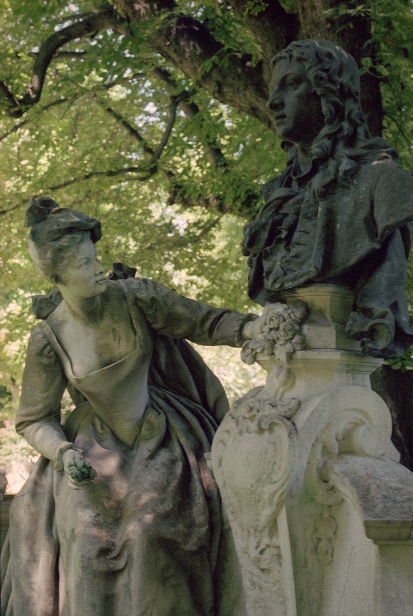 Monumento dedicado a Jean Antoine Watteau, 1896 (1684-1721) (ver também 252661) de Henri Desire Gauquie
