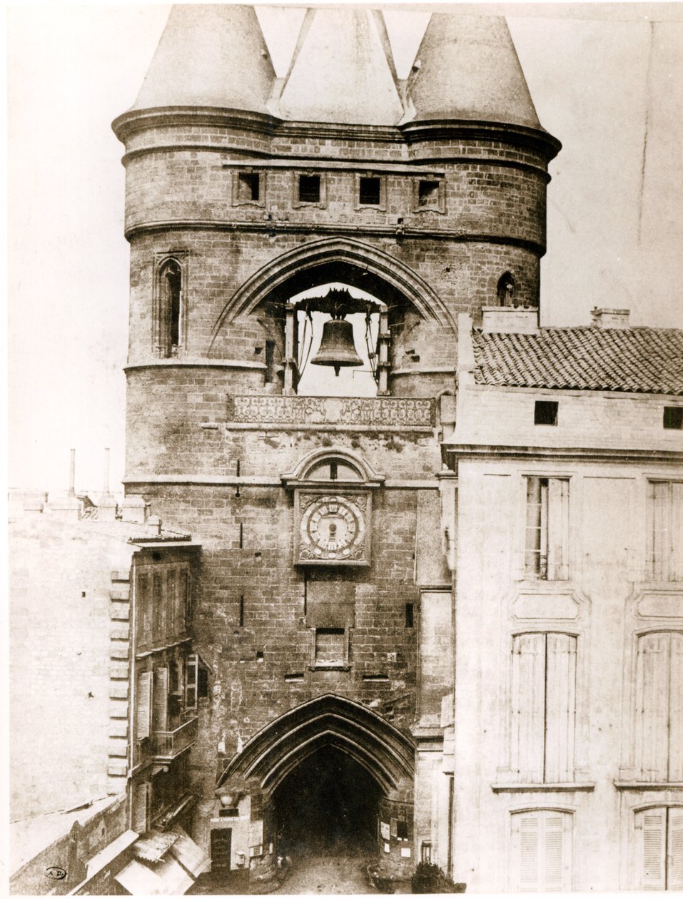 A porta do Big Bell em Bordeaux, c.1851 de Henri Jean Louis Le Secq