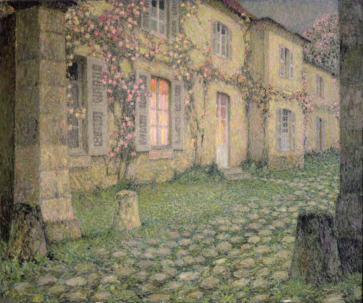 Casa com rosas ao entardecer, c.1928 de Henri Eugene Augustin Le Sidaner
