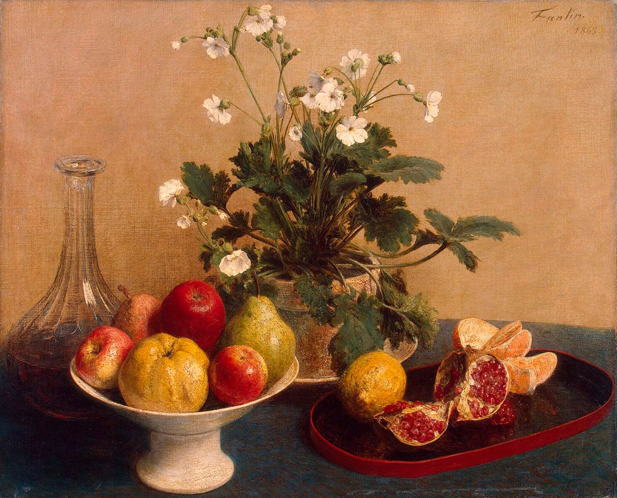 Flores, Prato com Frutas e Garrafa