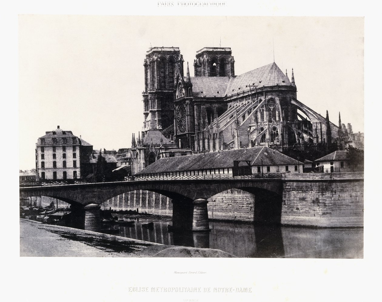 Igreja de Notre-Dame, século XII, c.1852 (impressão de sal) de Henri Jean Louis (attr.to) Le Secq