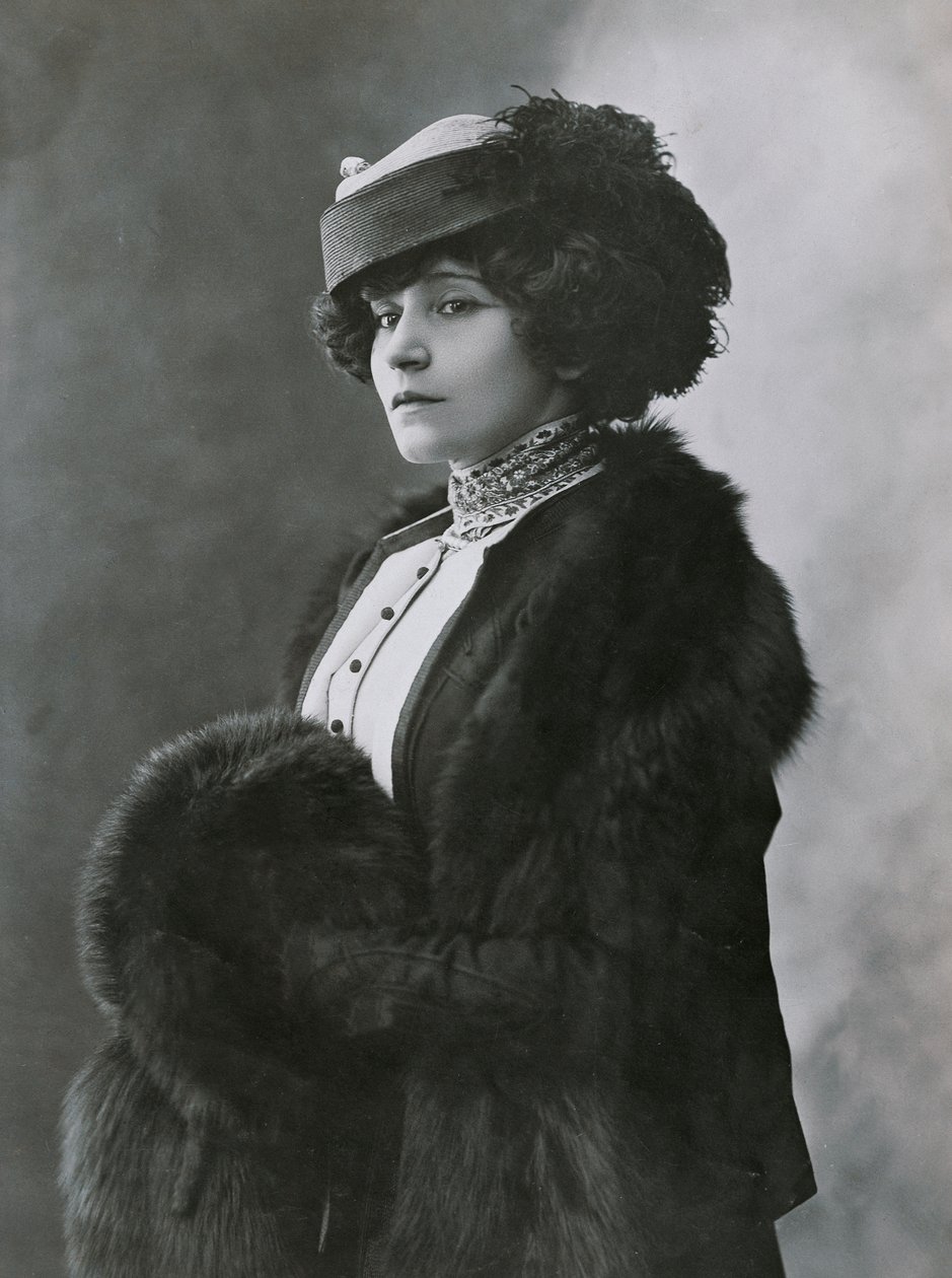 Colette, pseudónimo de Sidonie-Gabrielle Colette (Saint-Sauveur-en-Puisaye de Henri Manuel