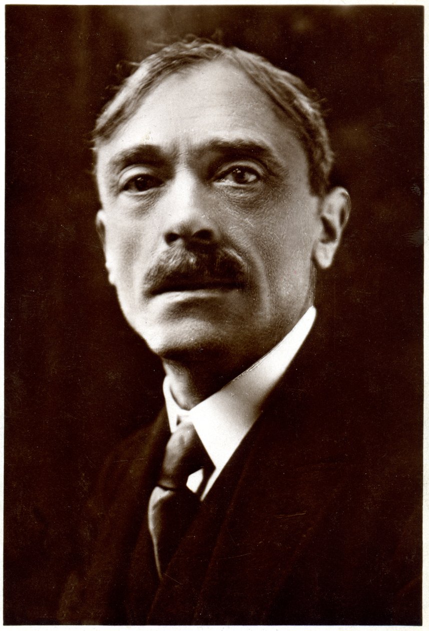 O escritor francês Paul Valery, c.1920-30 (fotografia a preto e branco) de Henri Manuel