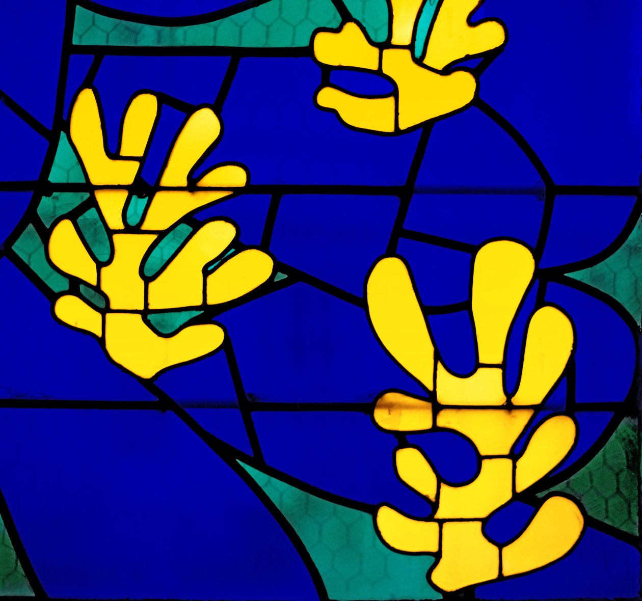 Vitral "Árvore da Vida" por detrás do altar da Capela do Rosário, Vence de Henri Matisse