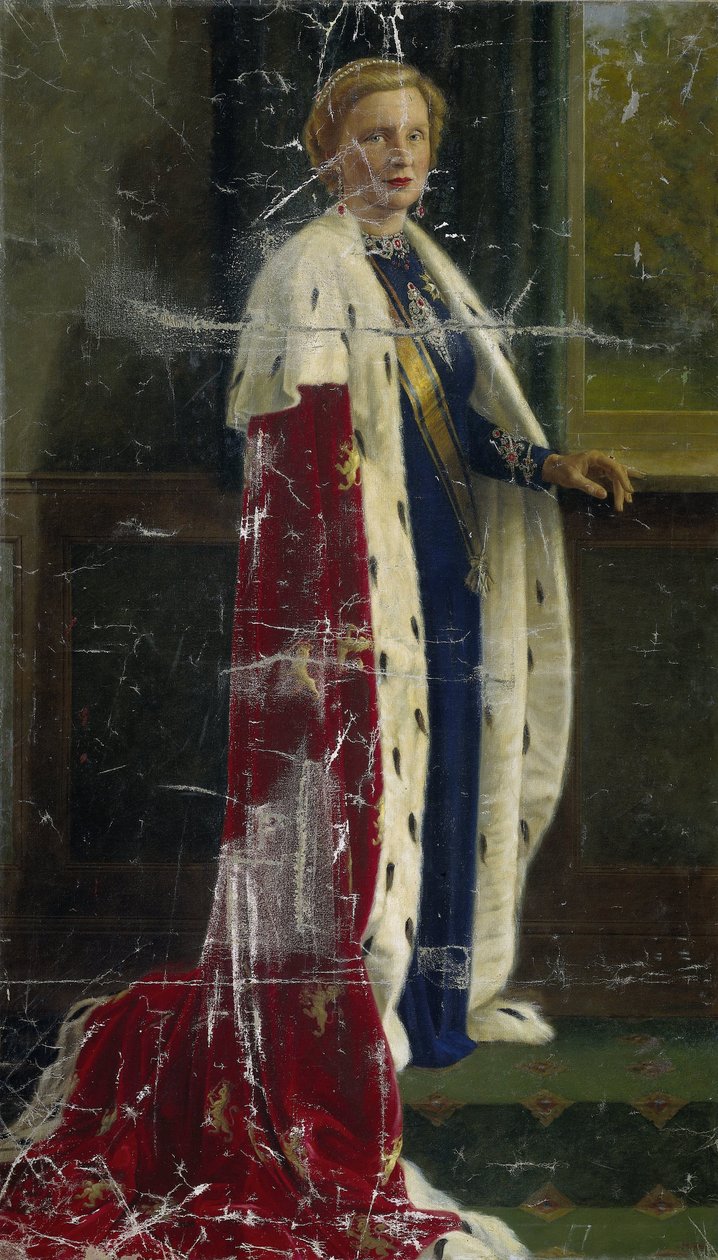 A Rainha Juliana dos Países Baixos com o seu manto de coroação de Henricus Rol