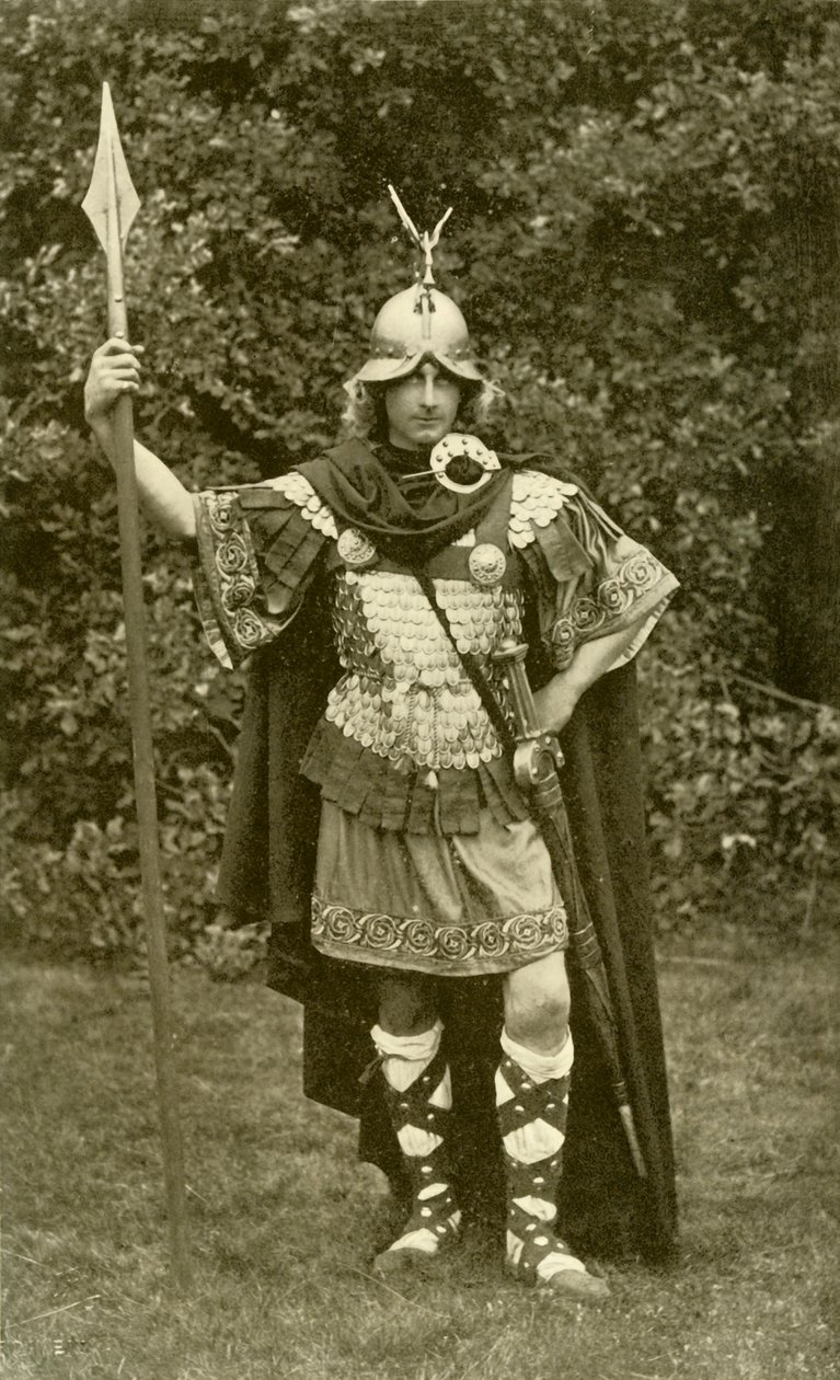 Representa o traje do rei Arthur do chefe britânico, século VI dC, 1924 de Herbert Norris
