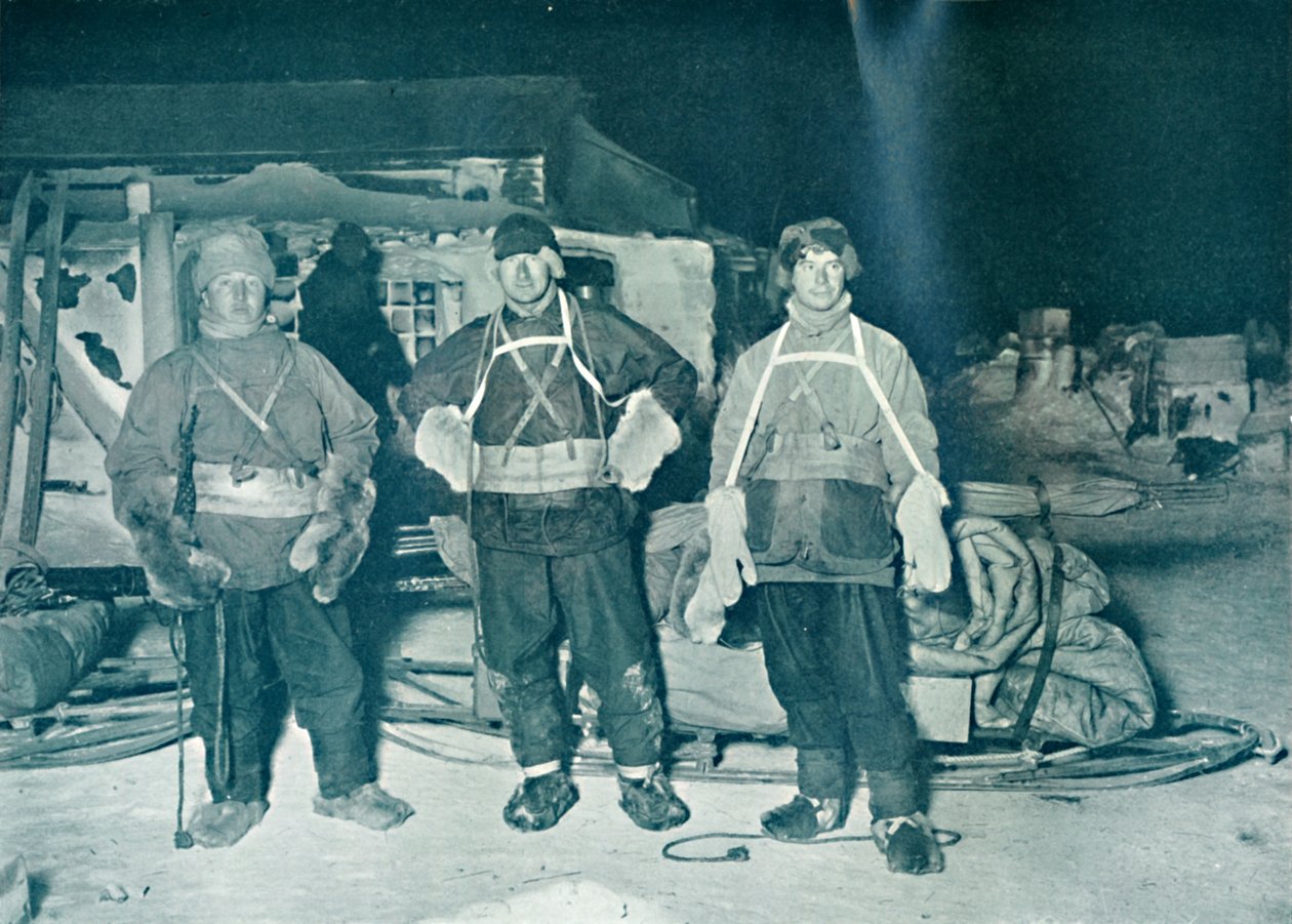 Bowers, Wilson e Cherry-Garrard prestes a partir para Cafe Crozier, 27 de junho de 1911, 1913 de Herbert Ponting
