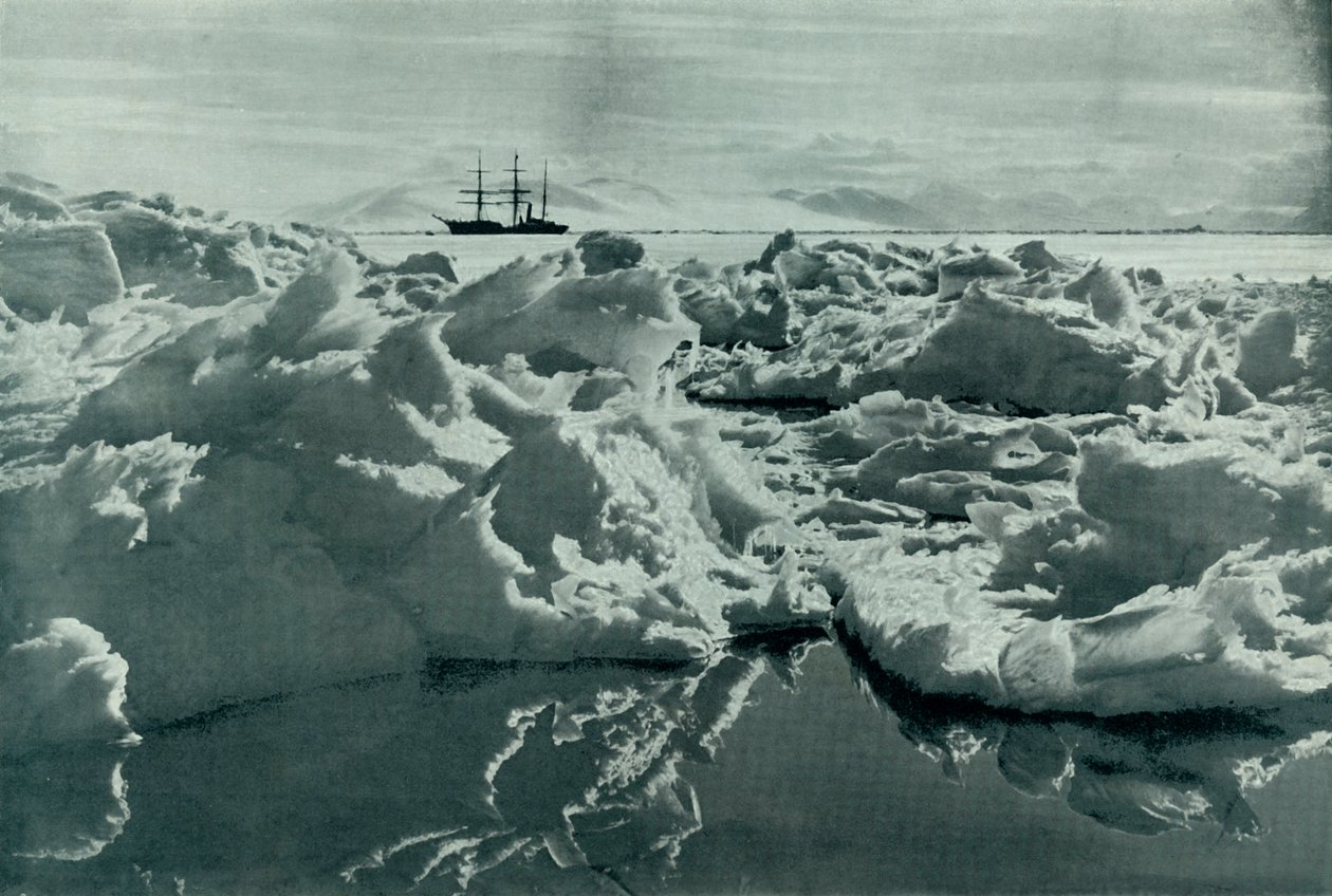 Terra Nova em McMurdo Sound, c19101913, 1913 de Herbert Ponting
