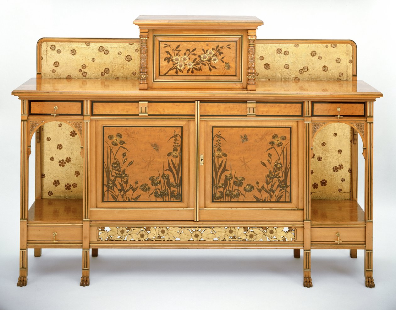 Gabinete de Herter Brothers