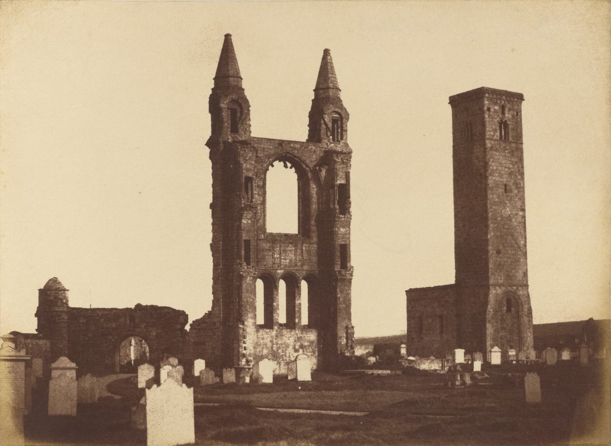 Catedral de St. Andrews, empena leste e torre de St. Regulus de Hill and Adamson