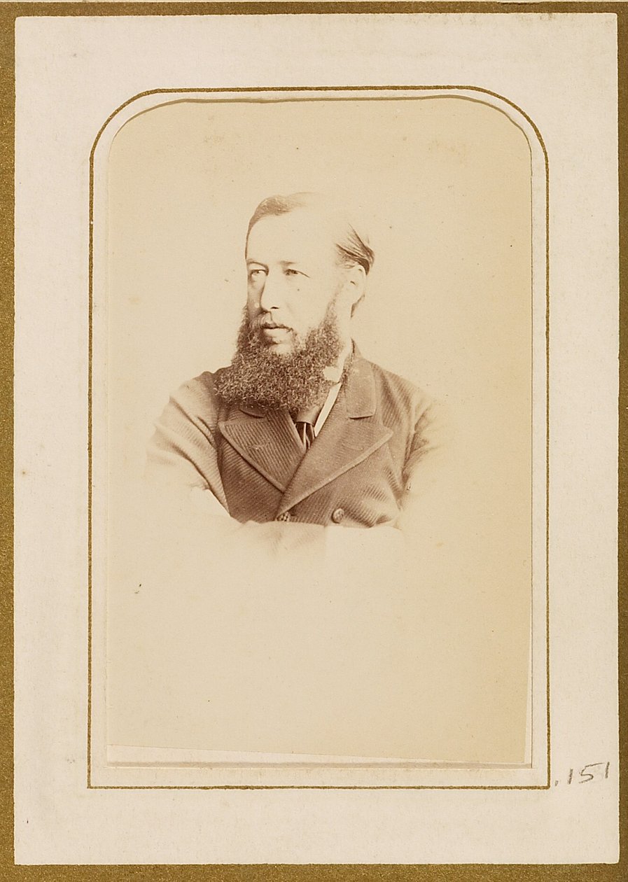 [Retrato de um homem]. de Hills and Saunders
