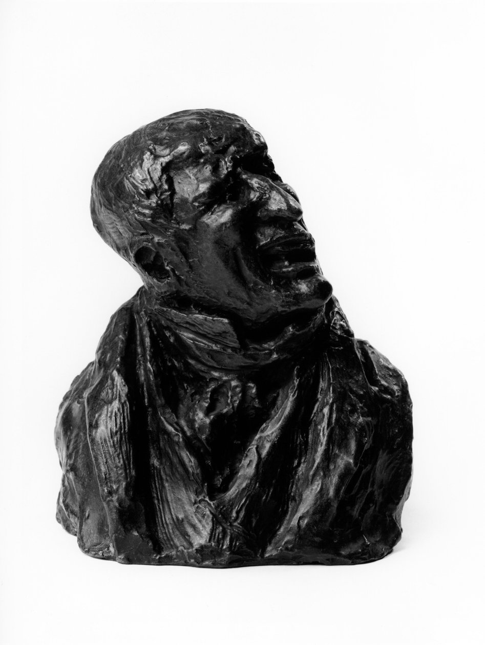 Les busstes charges des "Celebrites du Juste Milieu" "Portrait presume (caricatura) de Pierre Nicolas Berryer (1757-1841), advogado. The snaggy". Escultura de Honore Daumier (1808-1879) do século XIX. Inv L 48,22 Dim em cm H 15 x L 1 Musee des Beaux Art de Honoré Daumier