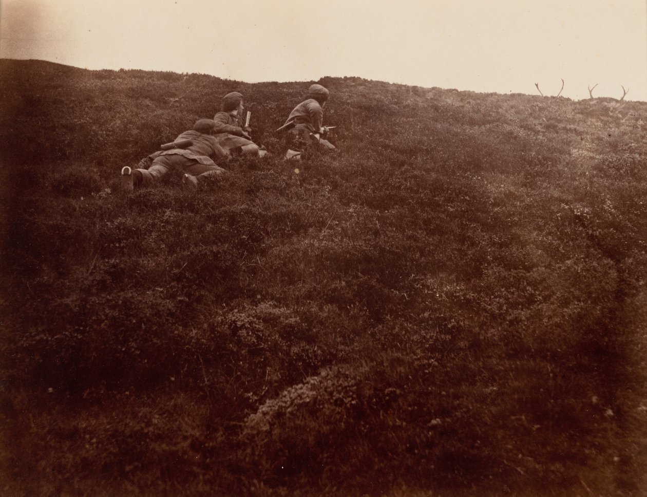 Horace e Edward a perseguir veados, 1856 (foto) de Horatio Ross