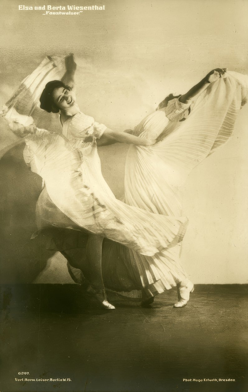 Elsa e Berta Wiesenthal - foto Cartão Postal de Hugo Erfurth