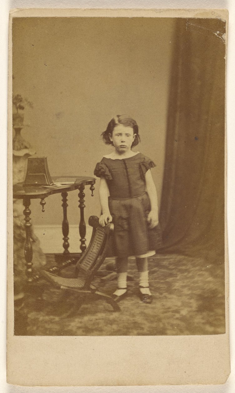 D.A. Totter [menina, de pé] de I. Clarke