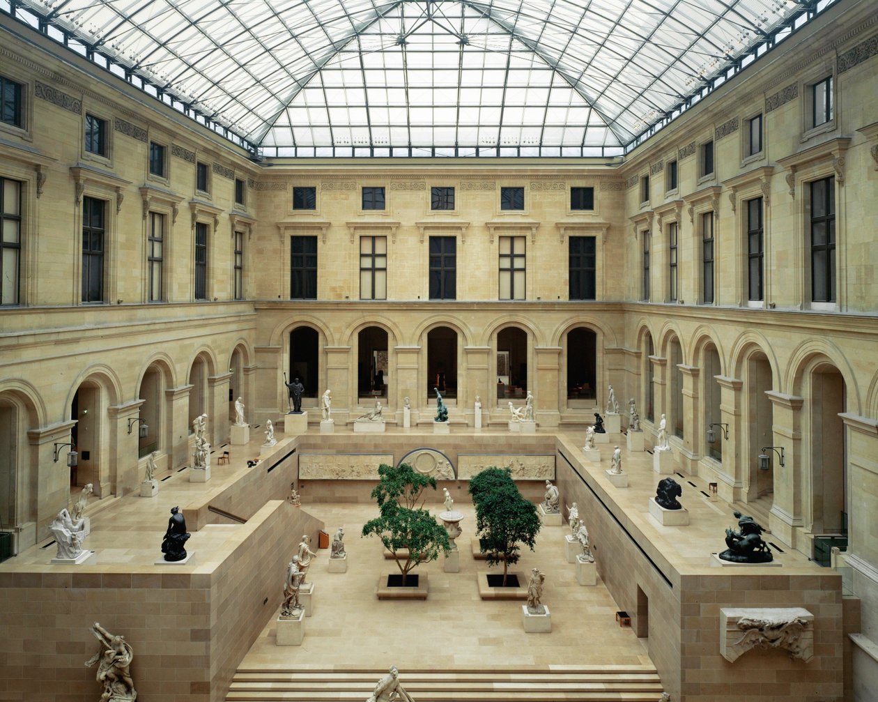 A Corte Puget no Museu do Louvre ... de Ieoh Ming Pei