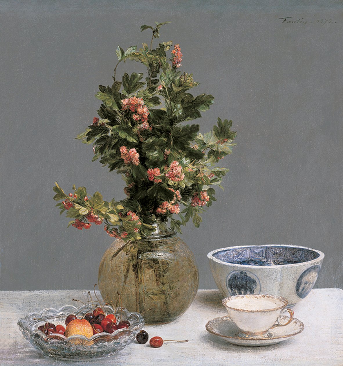 Natureza morta com vaso de espinheiro, tigela de cerejas, tigela japonesa e xícara e pires de Ignace Henri Jean Fantin Latour