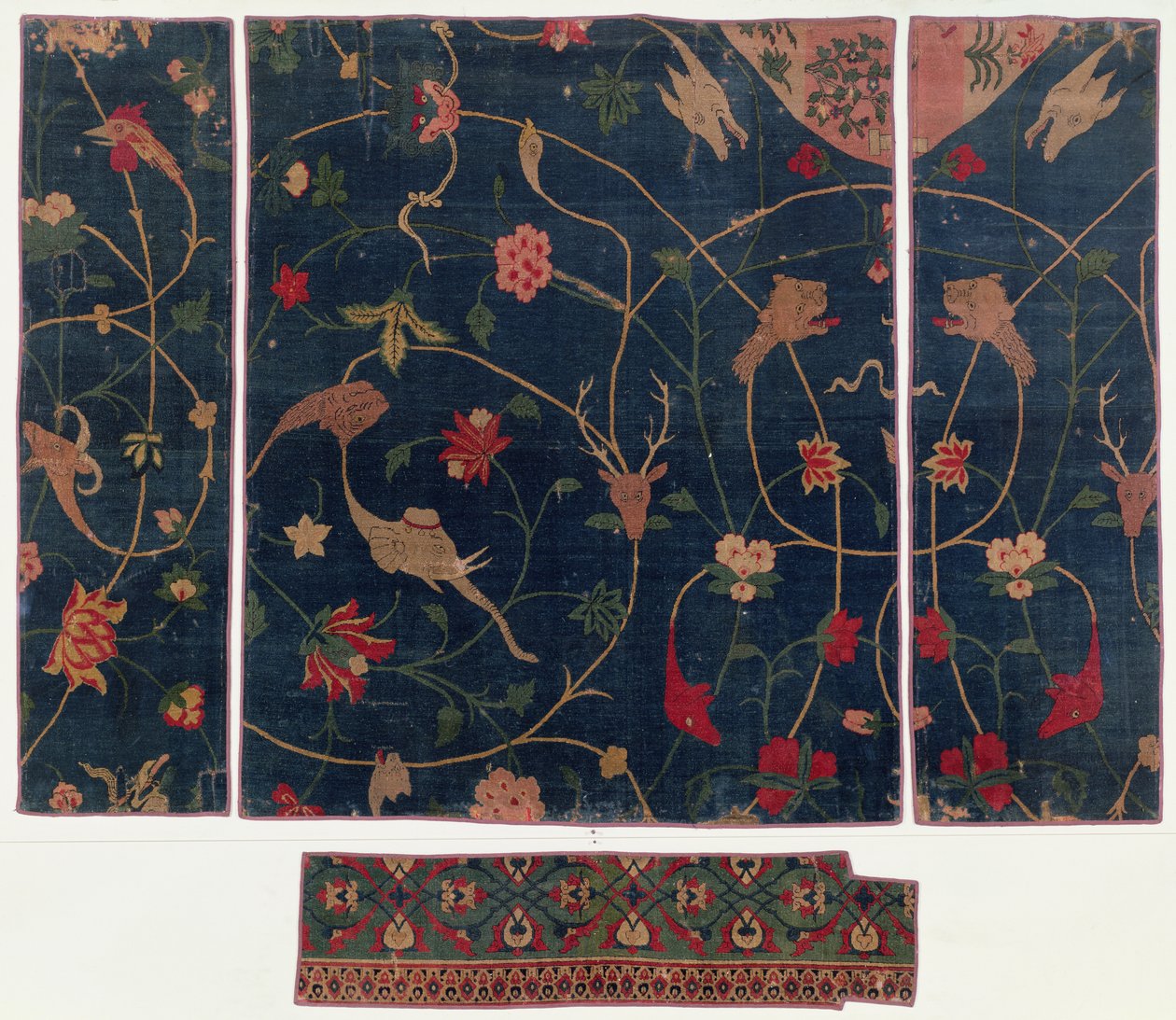 Tapete decorado com animais, índio, século XVI (lã e bordado) de Indian School