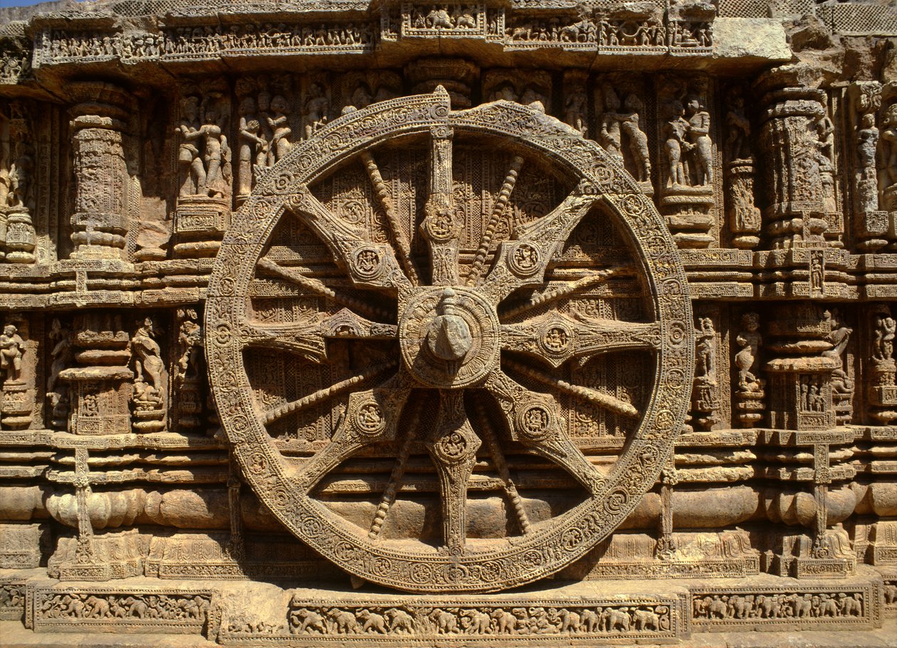 Detalhe da roda da carruagem da Surya (pedra) de Indian School