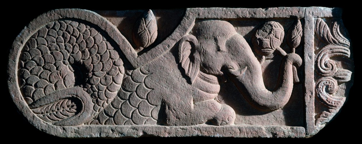 Elefante de cauda de peixe (escultura de pedra de Indian School