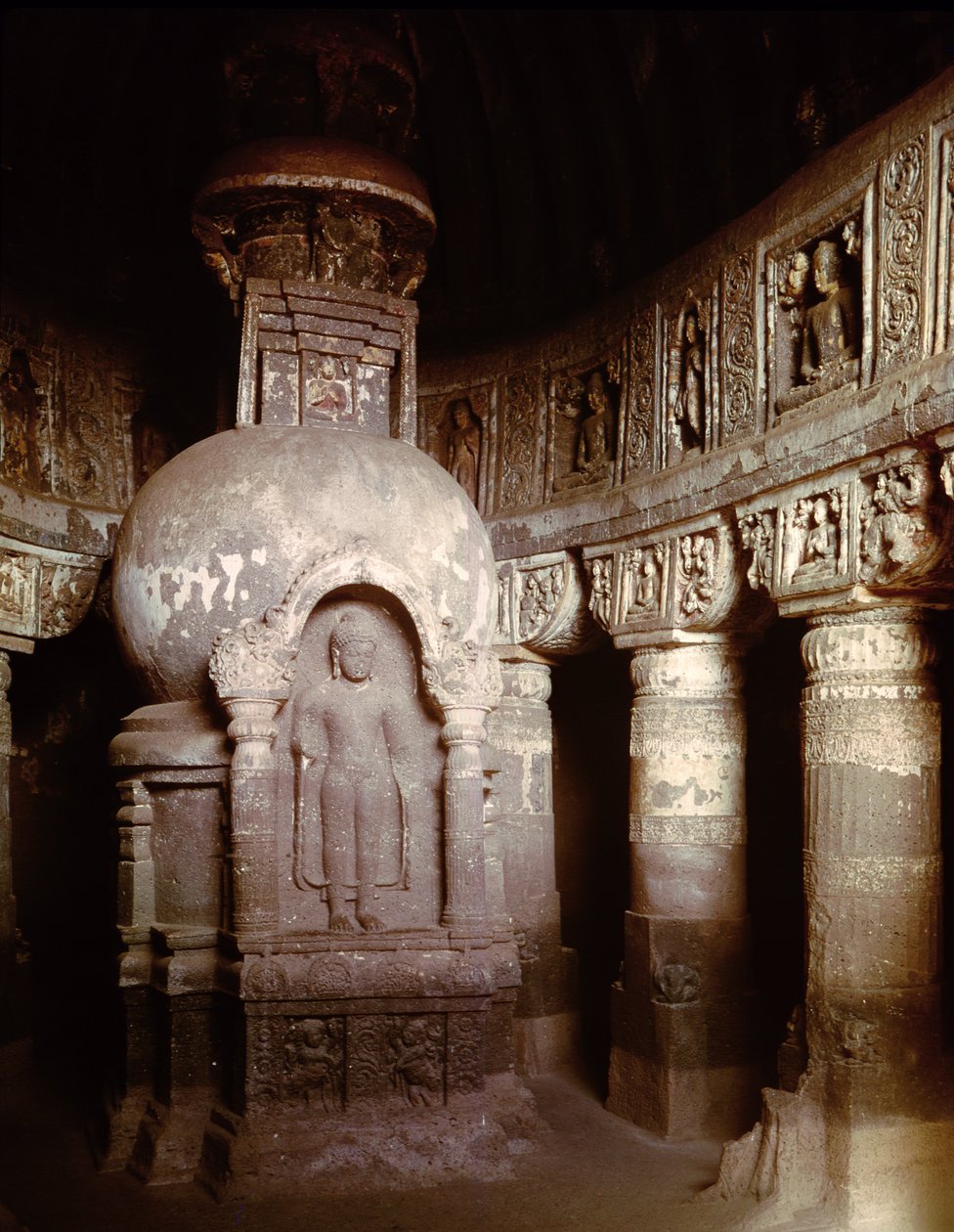 Interior da caverna 19 de Indian School