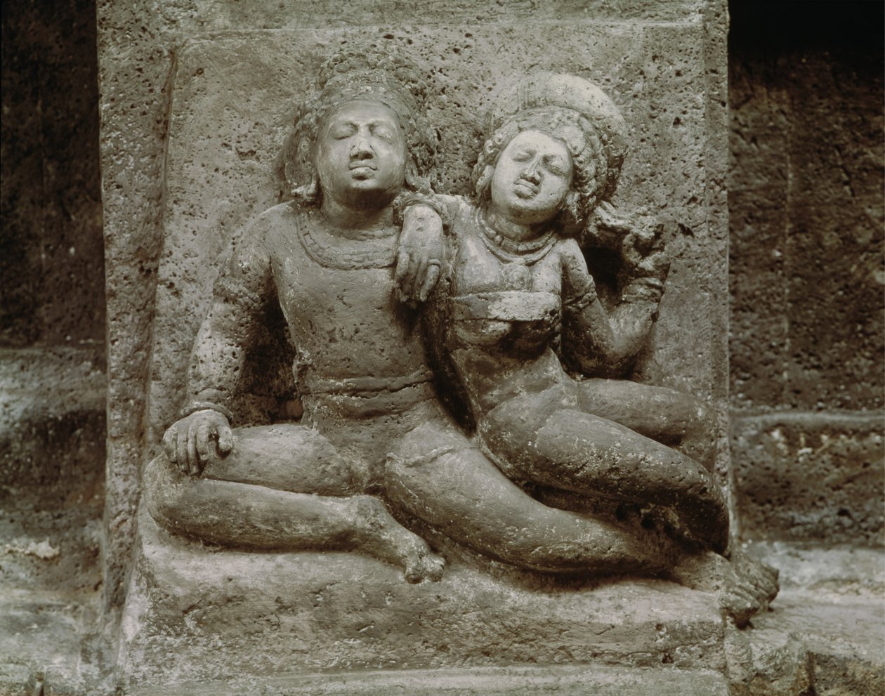Alívio de um casal Mithuna, da Cave 4 de Indian School