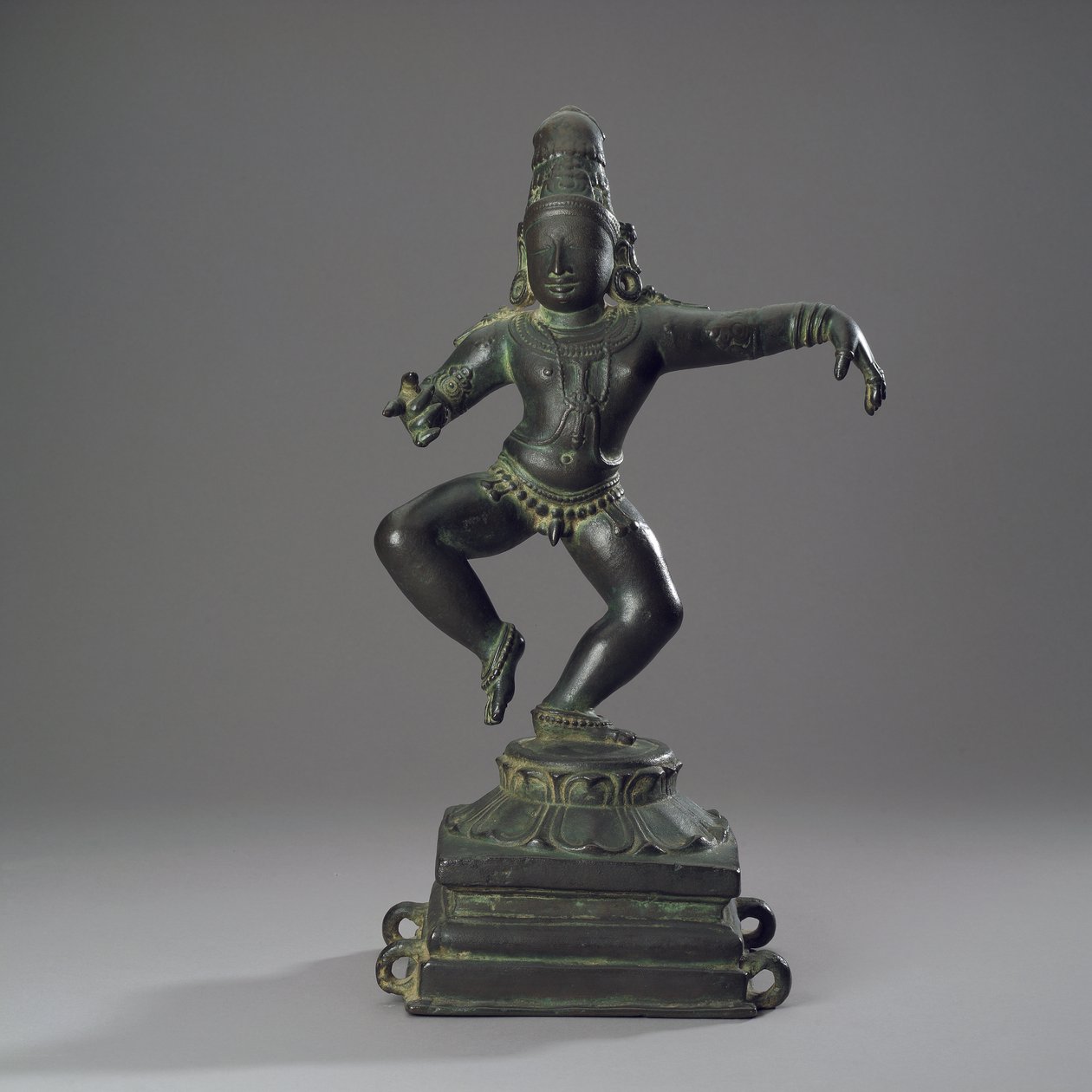 Sambandar, Criança São Devotos de Shiva, c.1100 (liga de cobre) de Indian School