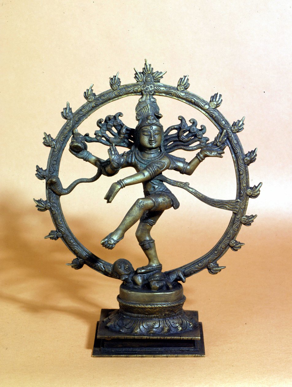 Shiva dançando no círculo de fogo e esmagando o espírito do mal. Século XVIII. , Milão de Indian School