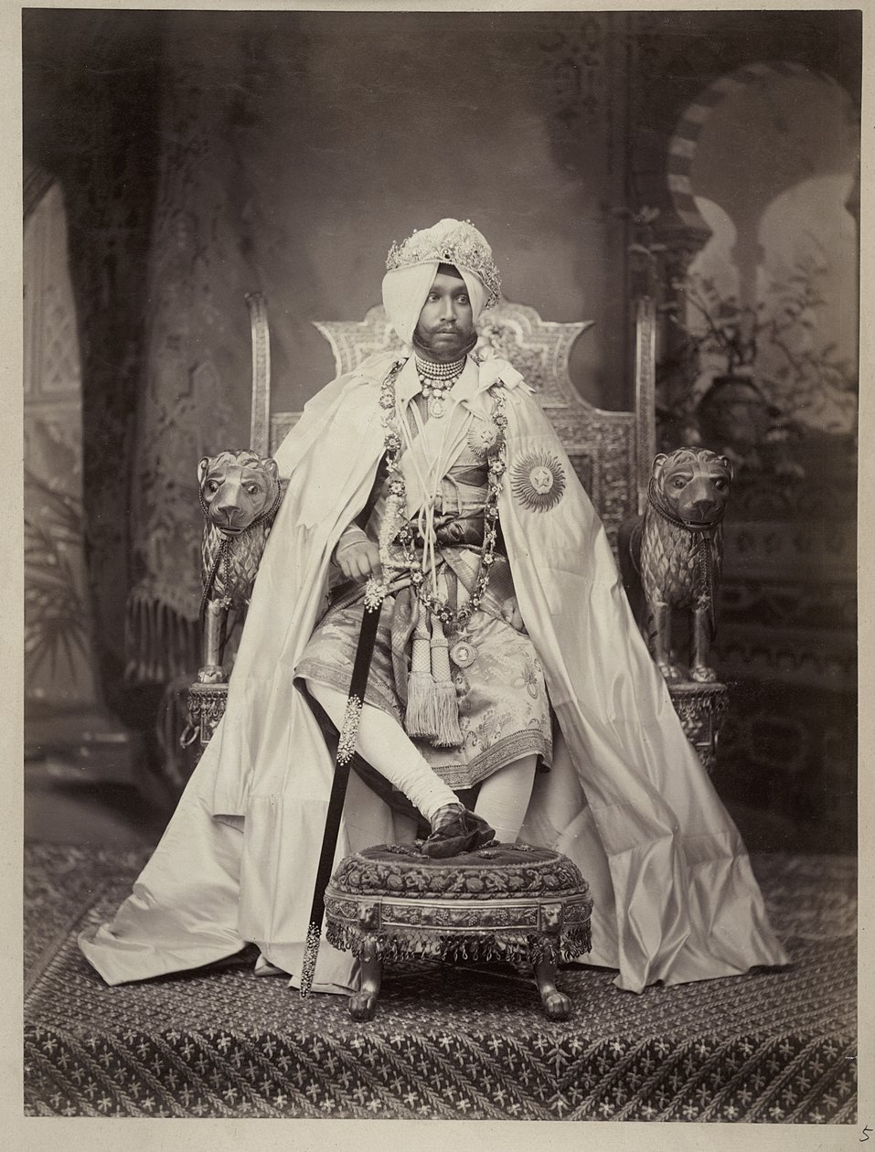 Sir Rajendra Singh, Maharaja de Patiala de Indian photographer