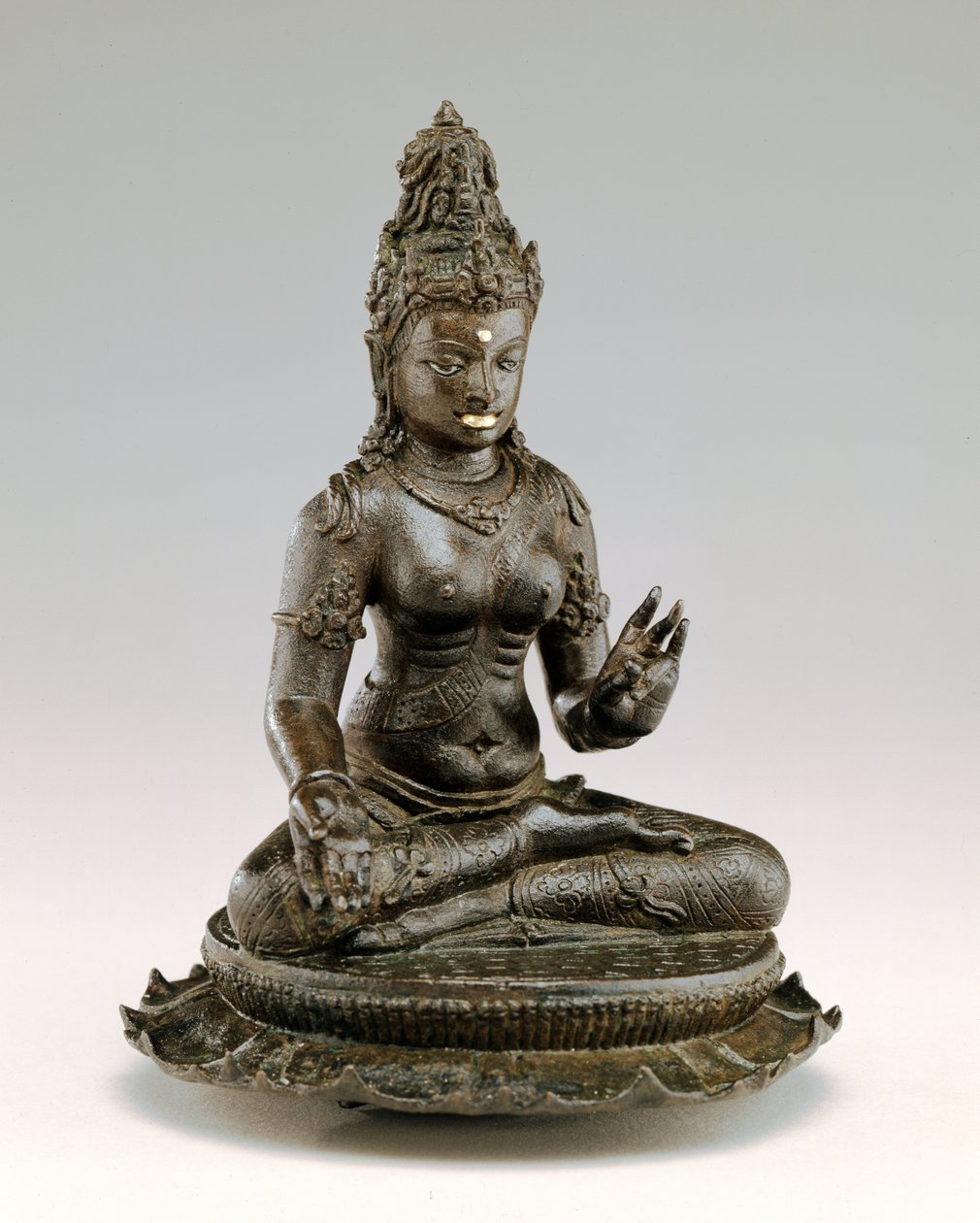 Tara sentada (bronze, ouro e prata) de Indonesian School
