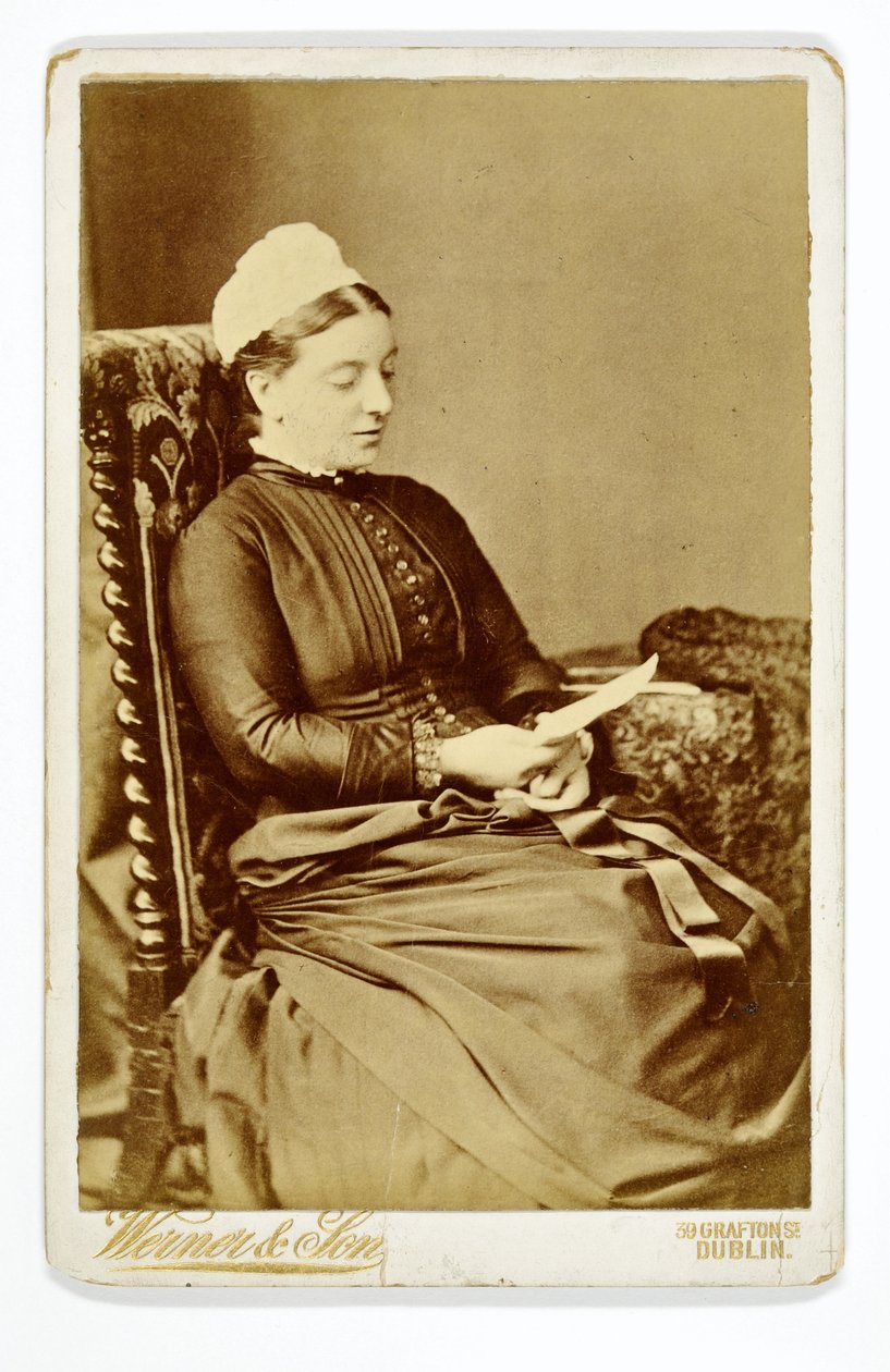 Miss Pringle, Matron, Hospital St. Thomass de Irish Photographer