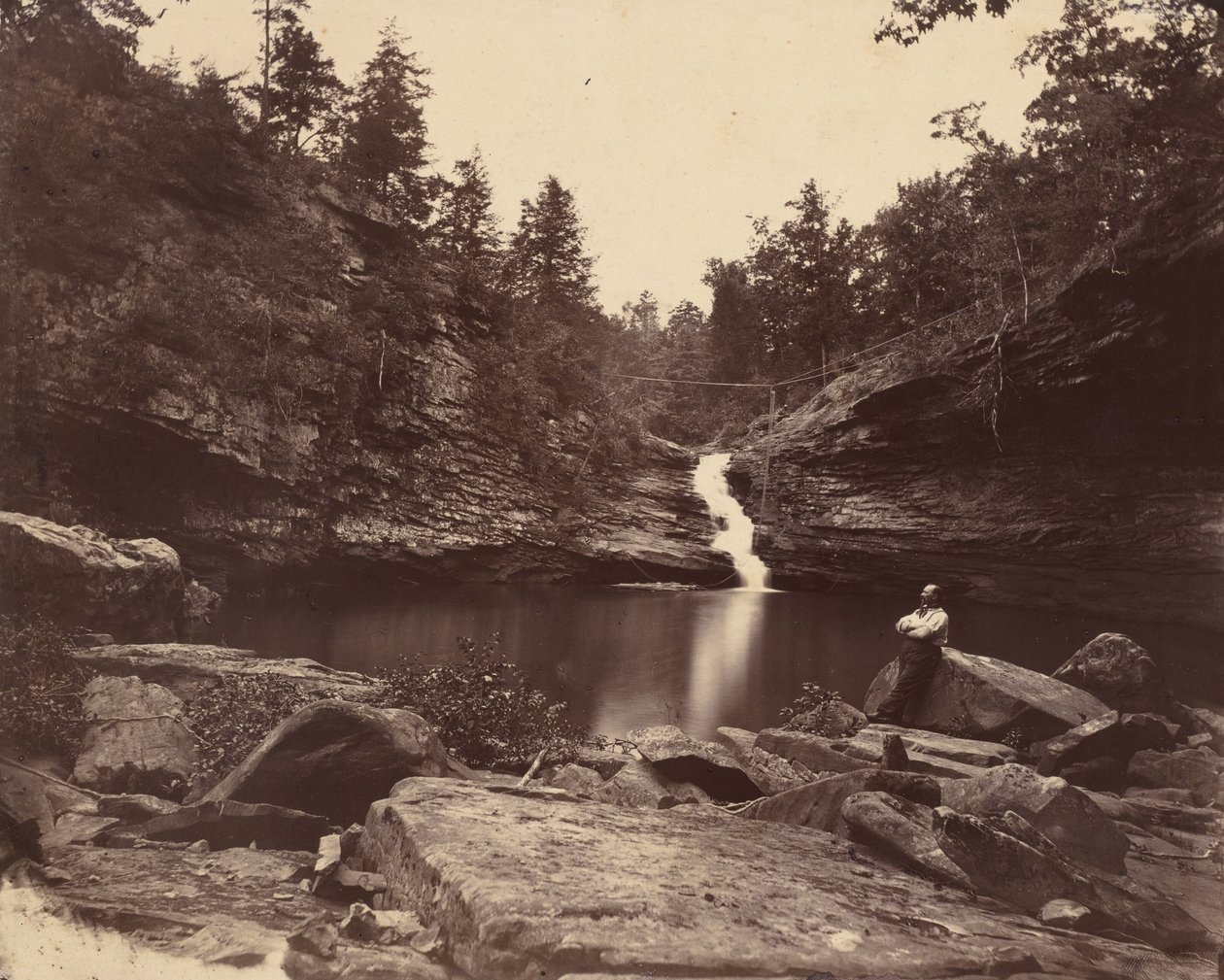 Lula Lake, Lookout Mountain, Geórgia, 1864-1865. de Isaac H. Bonsall