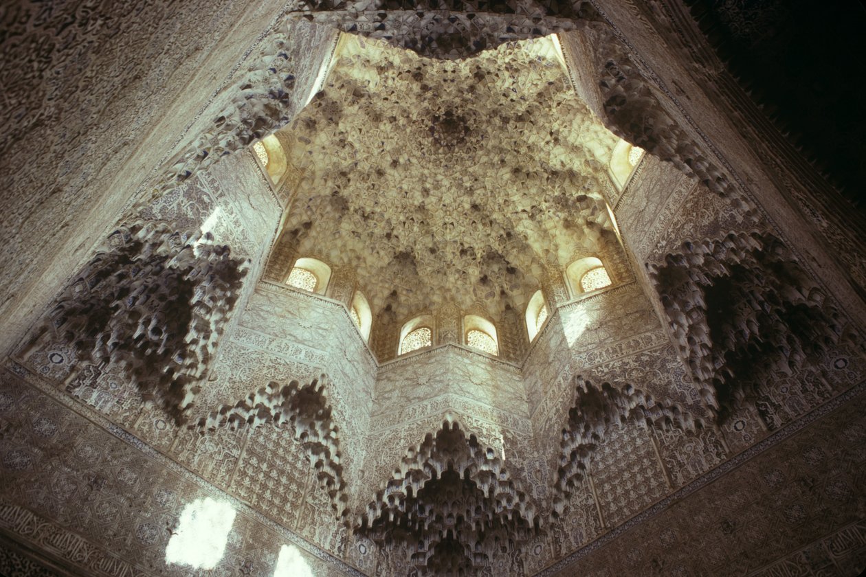 Teto do Salão dos Abencerrajes de Islamic School