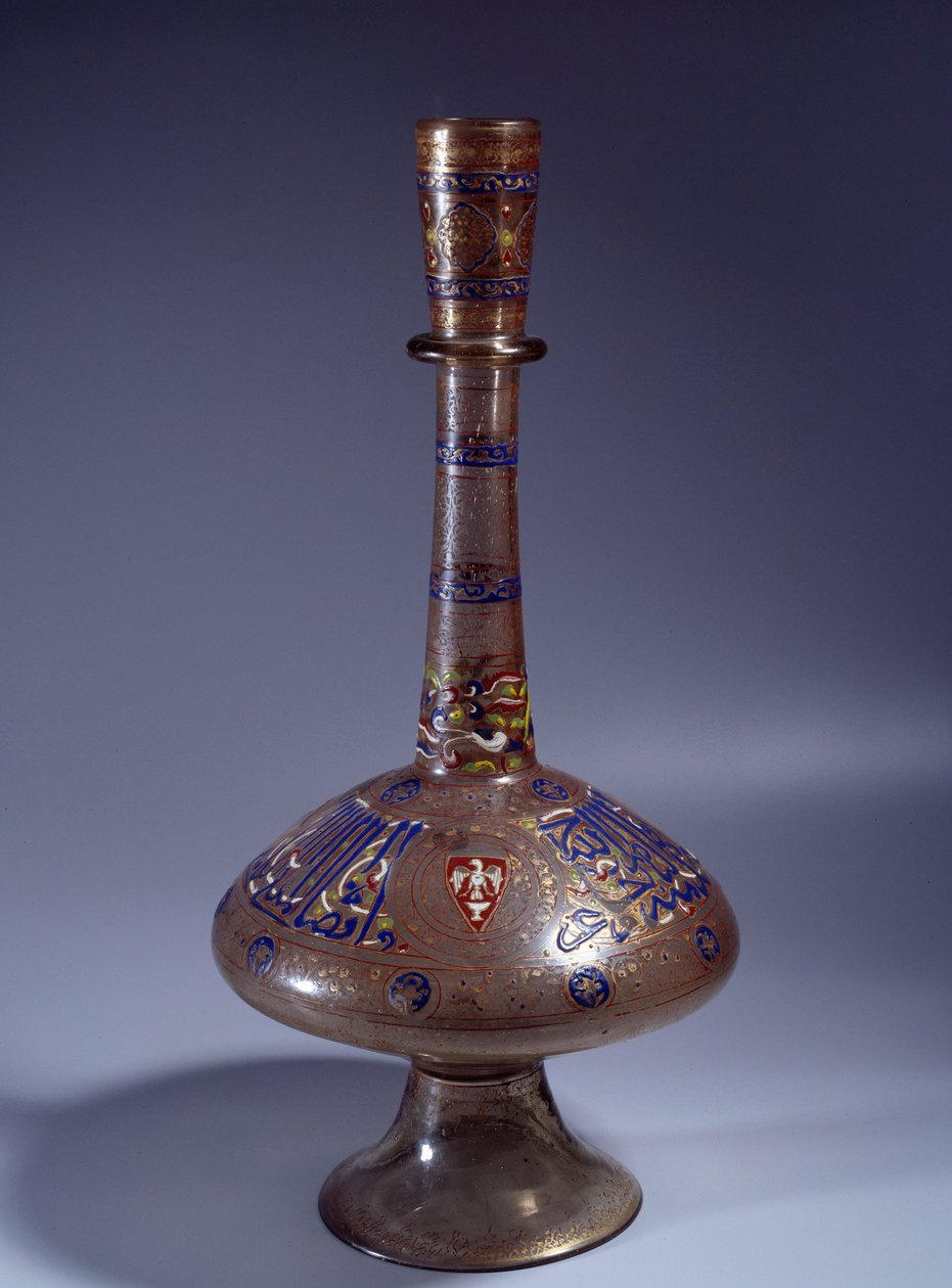 Arte Islâmica: a garrafa tem o gargalo de vidro do Vice-Rei Tuquztemur há muito tempo. 1345 aproximadamente do Egipto ou da Síria. Dim. 50 cm. Paris, Museu do Louvre de Islamic School