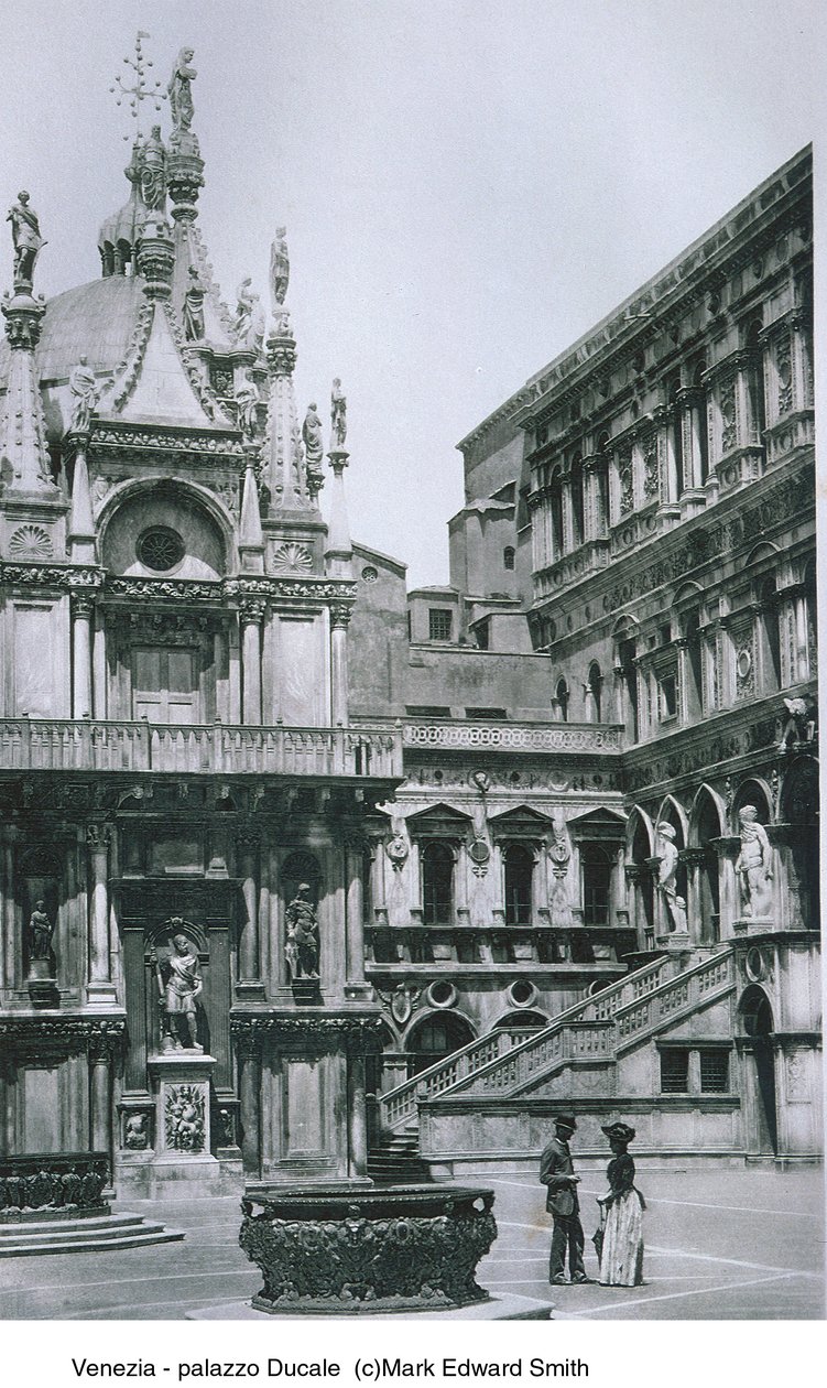 O Palazzo Ducale e Scala dei Giganti de Italian Photographer