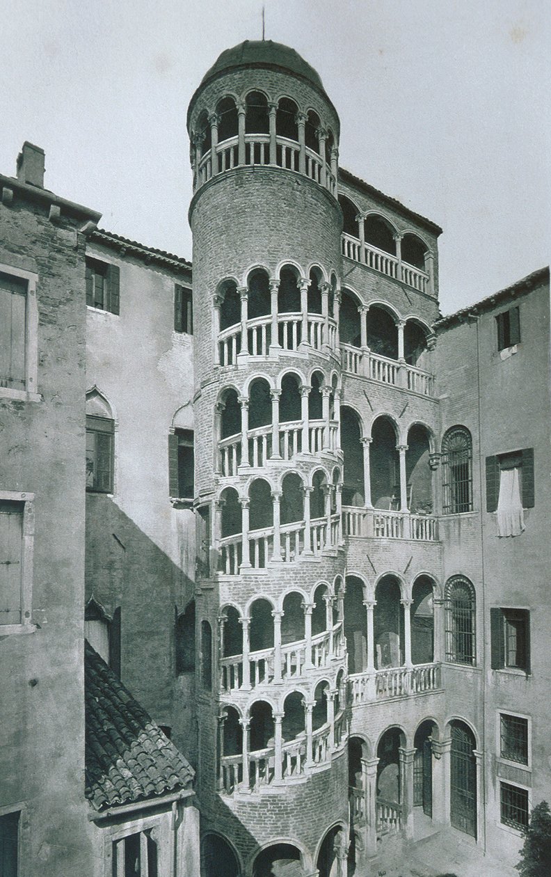 Vista do Palazzo Contarini del Bovolo de Italian Photographer