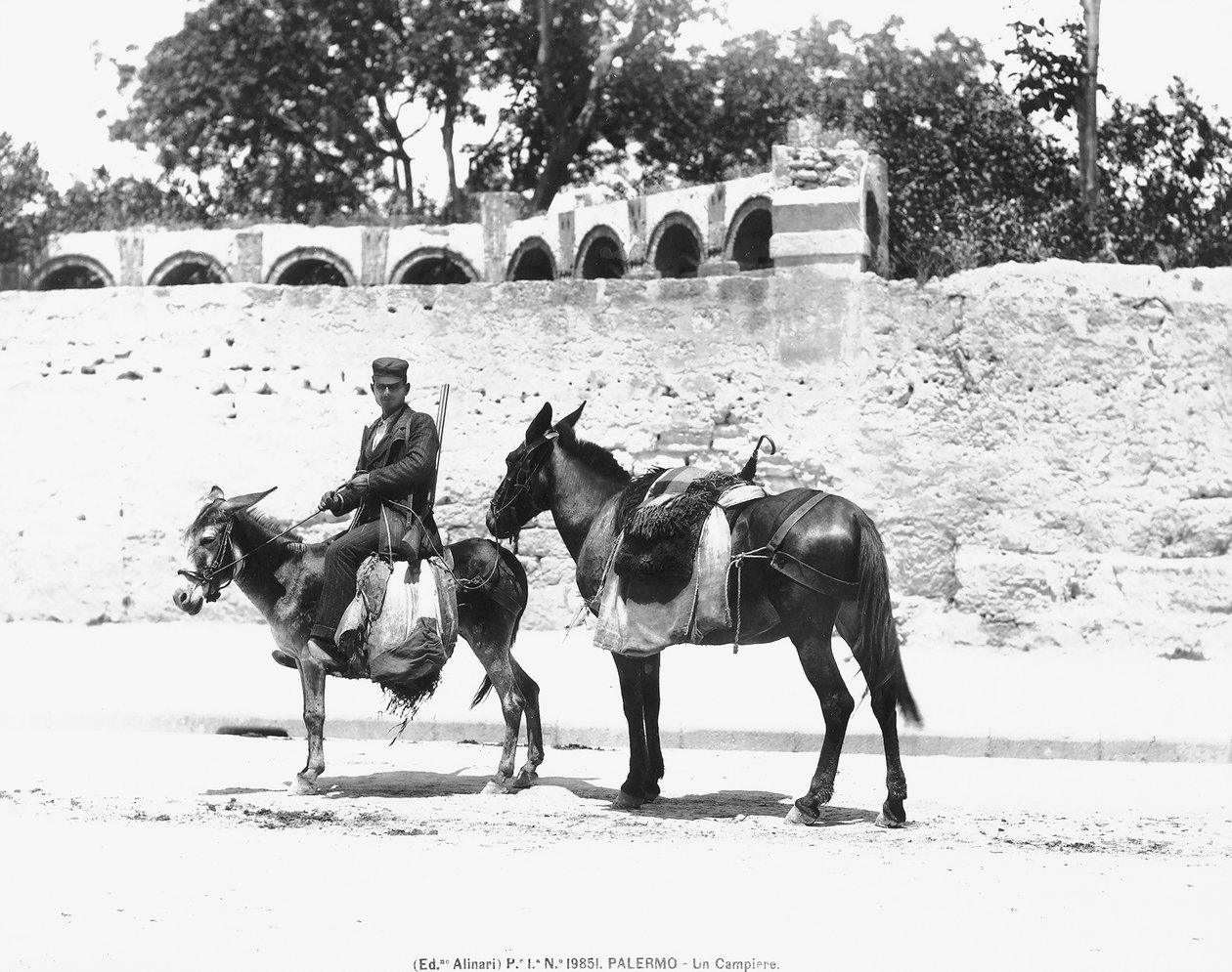 Em Campiere, Palermo, c.1920 de Italian Photographer