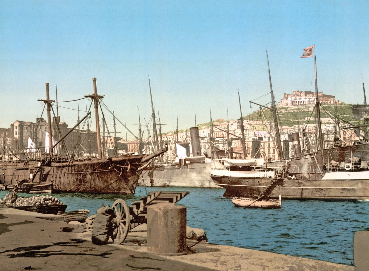 Porto de Nápoles, pub. c.1891 de Italian Photographer