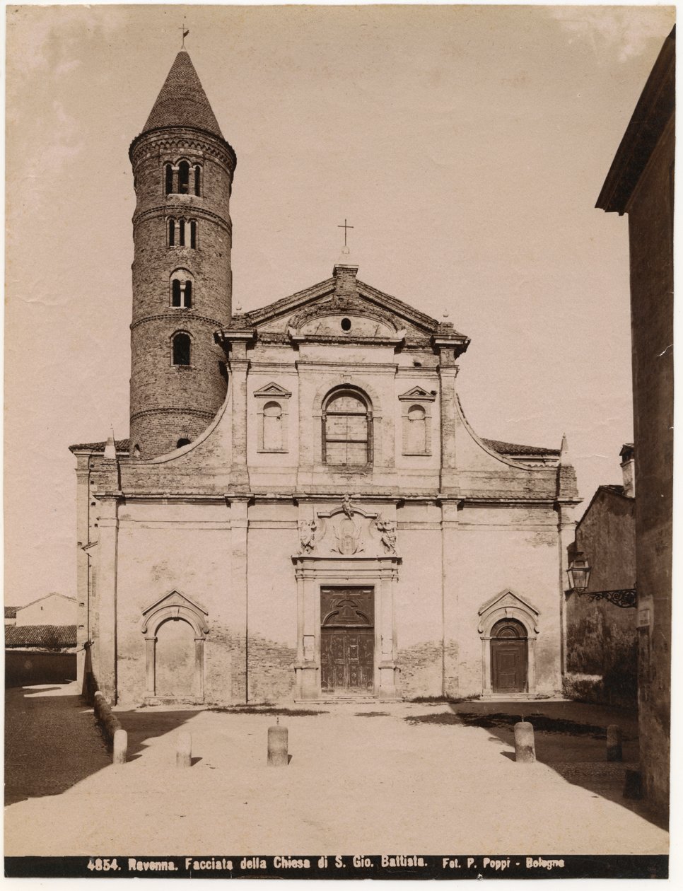 Igreja São João Batista, Ravenna, Emilia-Romagna, Itália, fotografia de Pietro Poppi, Bolonha, ca 1900 de Italian Photographer
