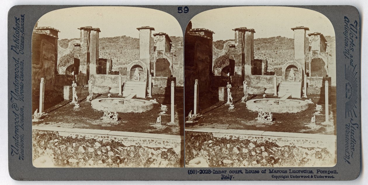 A Casa de Marcus Lucretius, Pompéia, da Underwood Travel Library, 1895 (foto sépia) de Italian Photographer