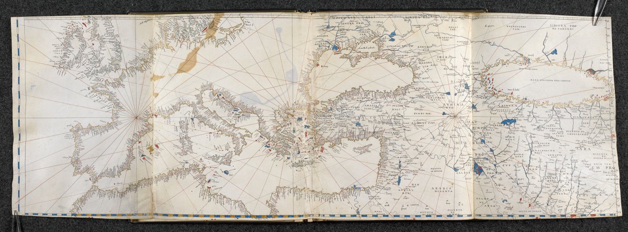 Acrescentar. 21592, f.1r Mapa da Europa e da Ásia. Portolano, em vinte e um mapas, de países de ambos os hemisférios (vellum) de Italian School