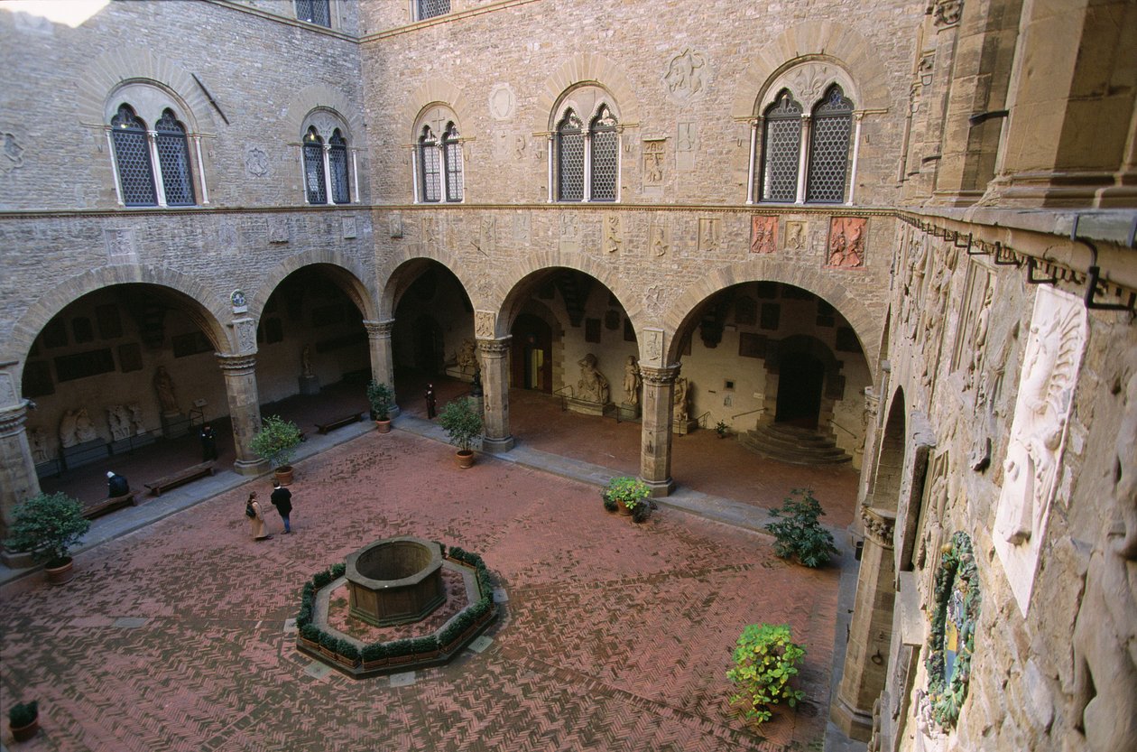 Pátio de Italian School