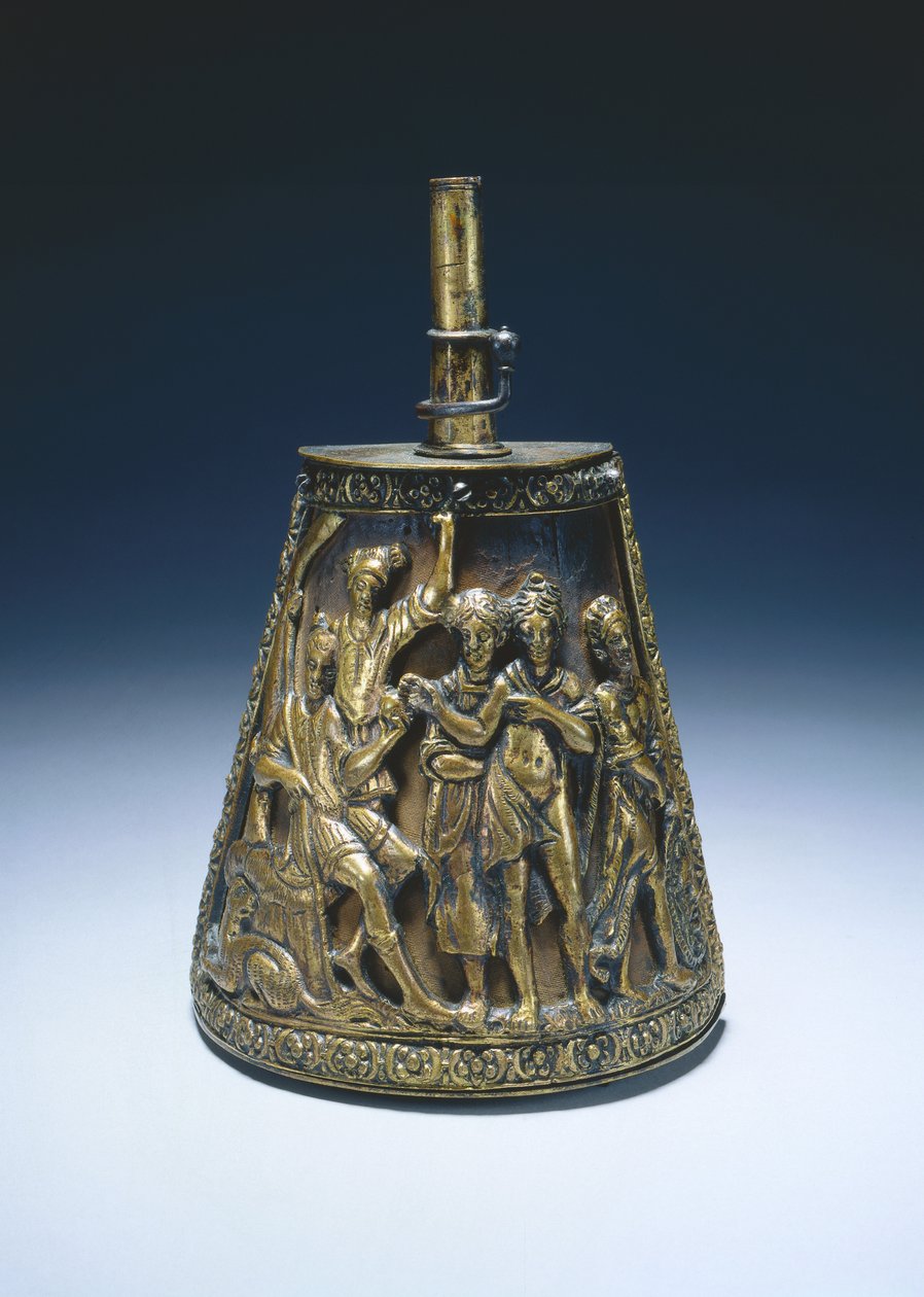 Balão de pó, c.1590 (latão dourado sobre madeira coberta com tecido) de Italian School