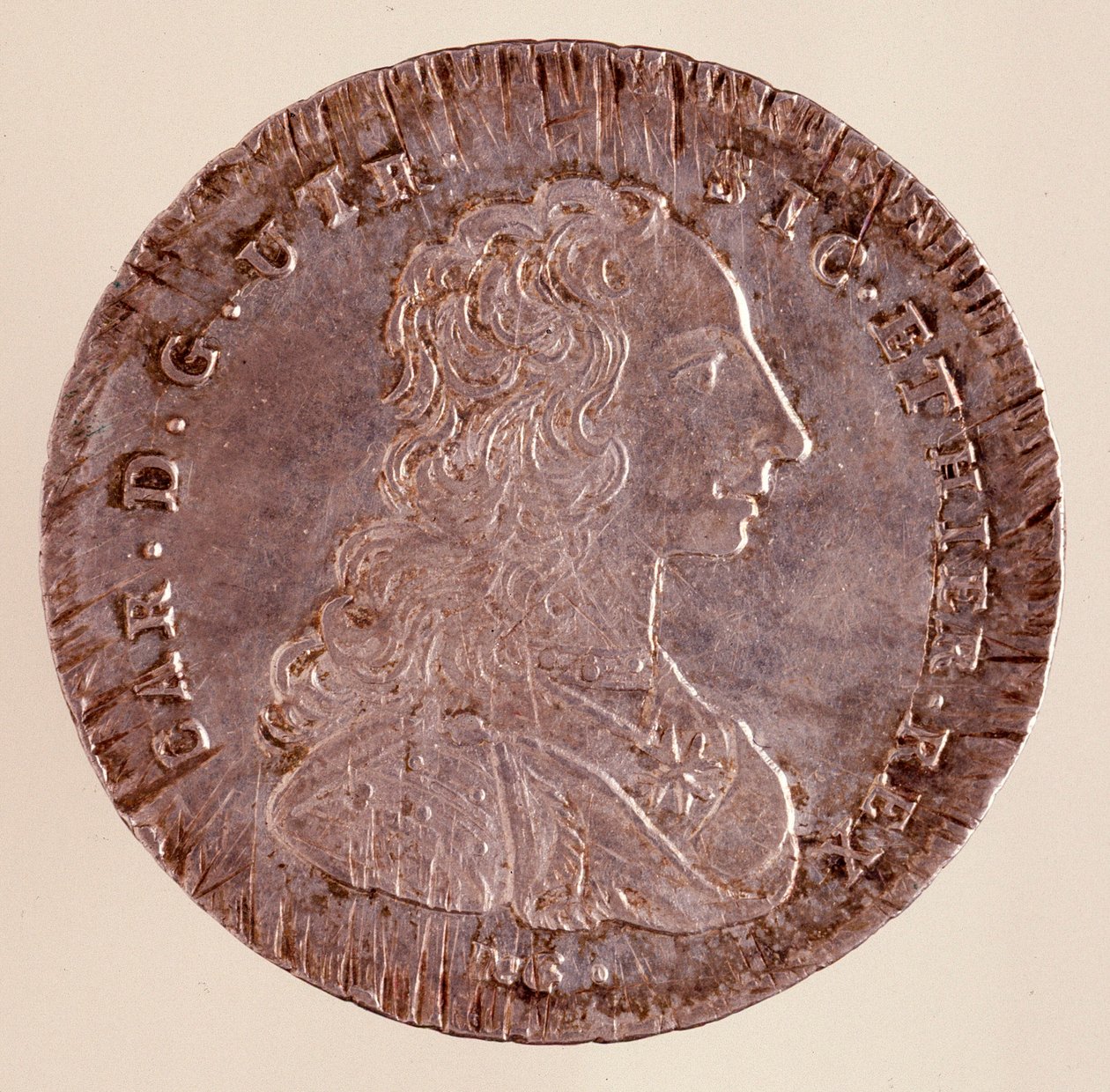 Piastra de prata de Nápoles: reinado de Carlo III de Espanha (Carlos III) (1716-1788) e retrato. 1750. Diam. 4 cm Nápoles, museo archeologico de Italian School