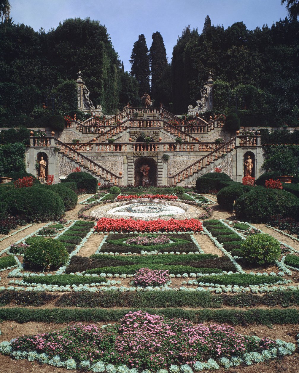 Vista dos jardins de Italian School