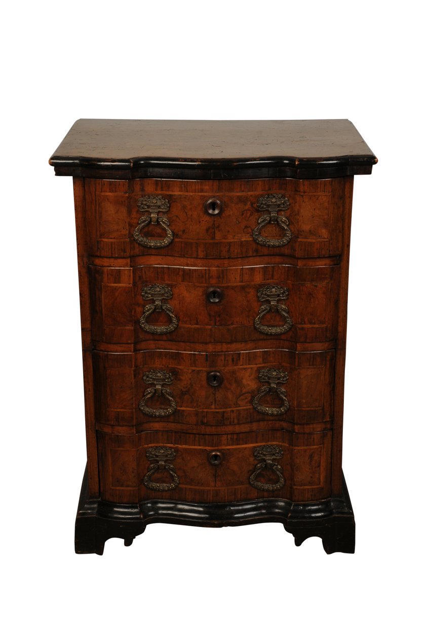Cómoda de nogueira, c.1730 (nogueira) de Italian School