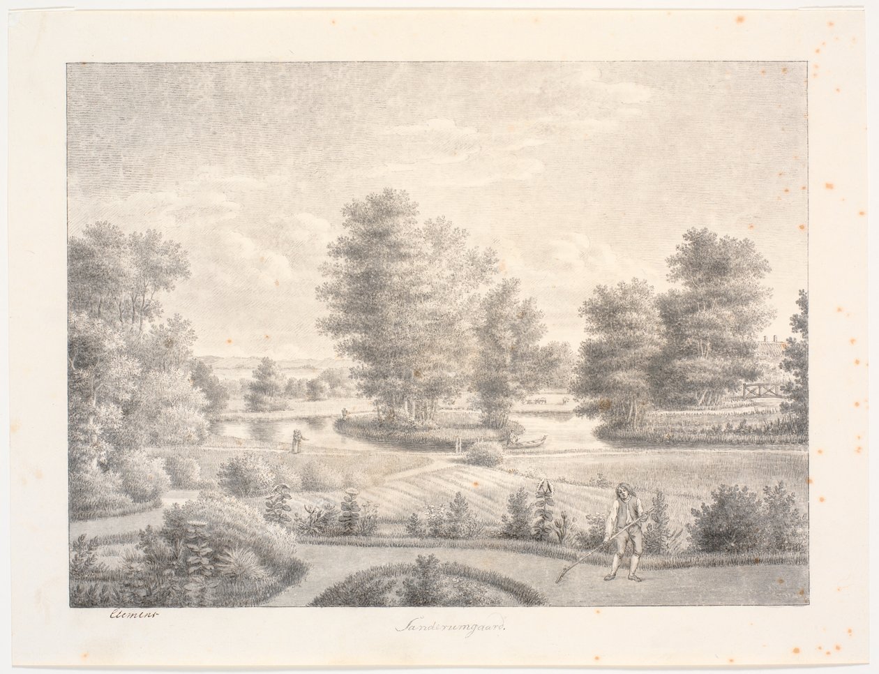 Jardim de Sanderumgaard com ilha arborizada. Em primeiro plano, um homem com um ancinho de J.F. Clemens