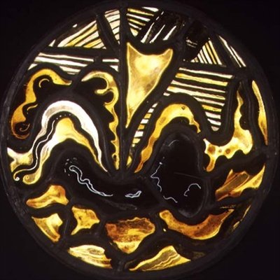 Veleiro nas ondas perto de uma praia, medalhão (vidro manchado) de Jacoba van Heemskerck